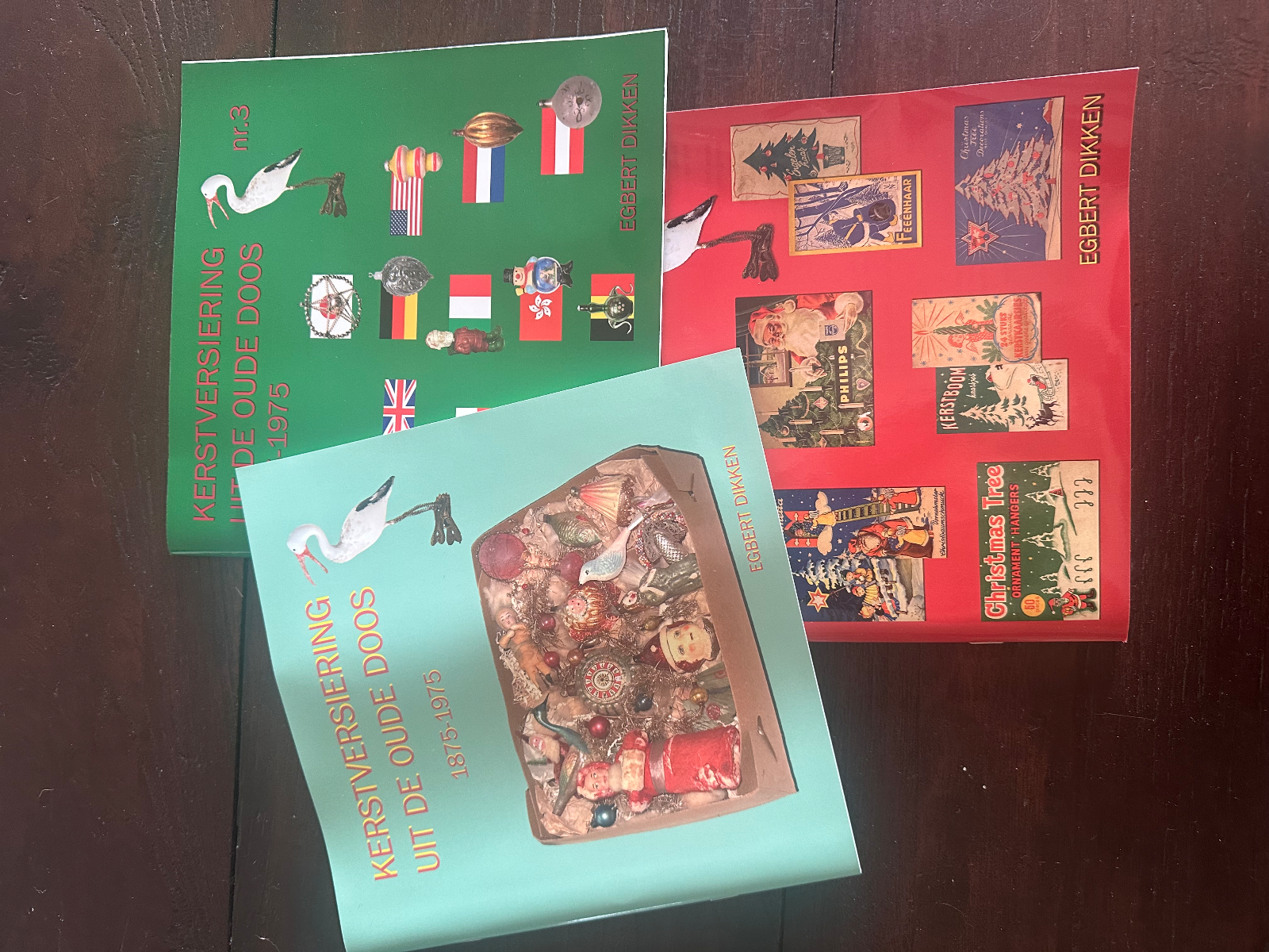 Exclusief: de boekjes over de oude kerstversiering, geschreven door Egbert Dikken, zijn nu verkrijgbaar in een voordelige bundel!